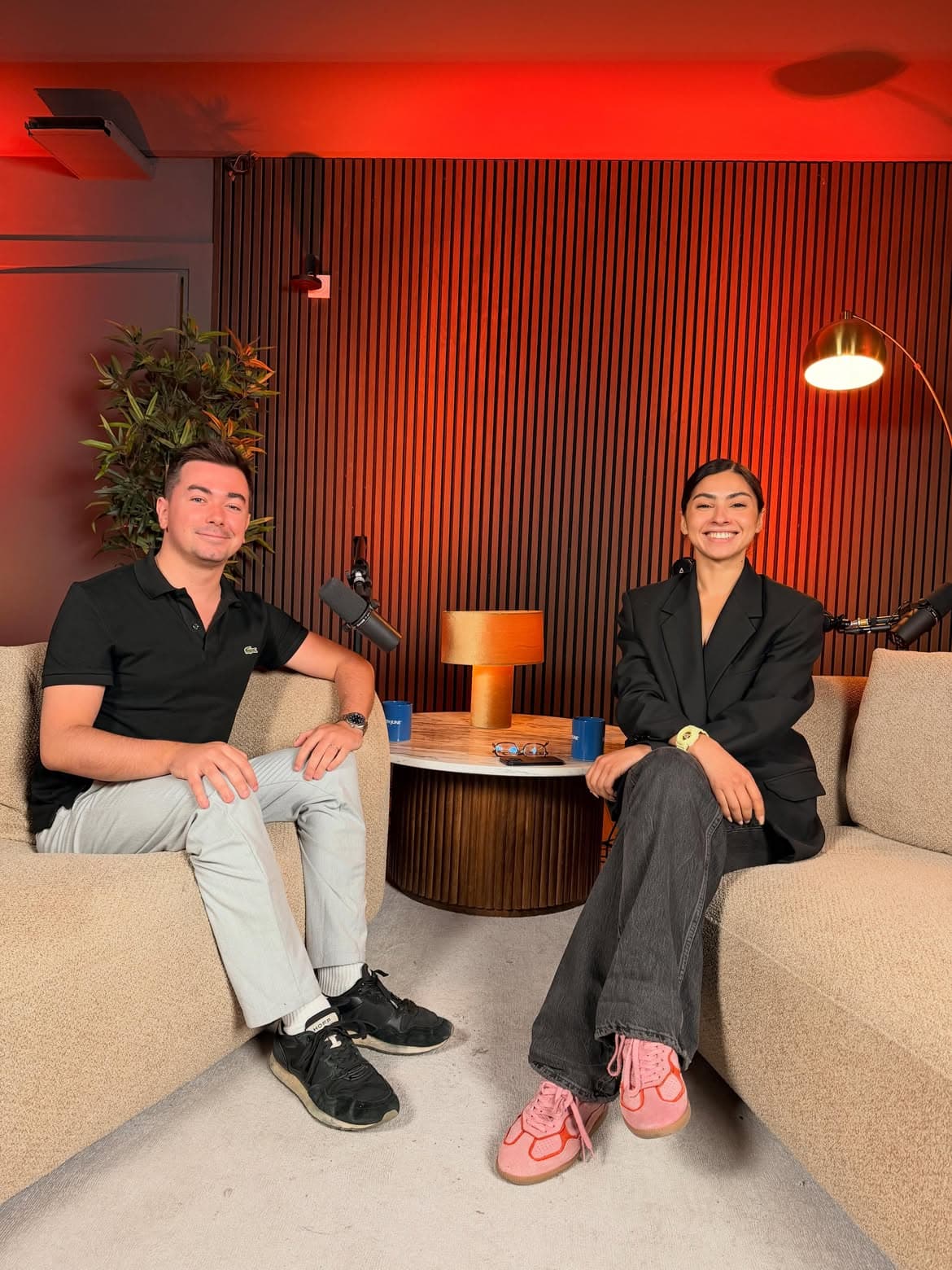 Plateau du podcast Horizon IA, échange avec une invitée